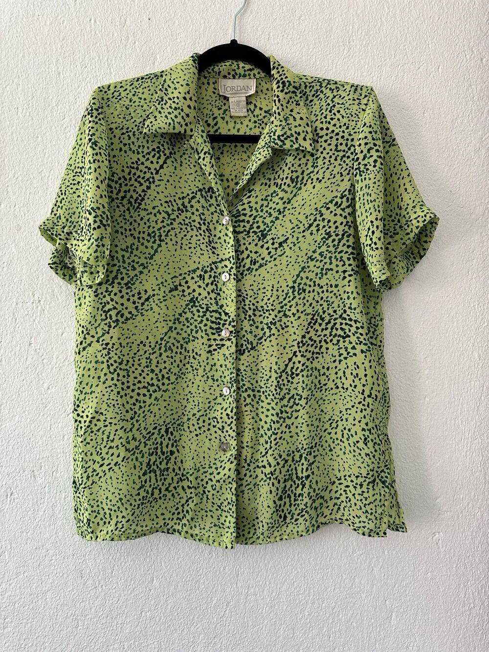Jordan Womens Sm Lime Green Printed Abstract Print Short Sleeve Button Up Blouse